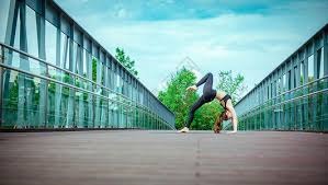 罗马诺：赫罗纳租借曼城后卫维托尔-雷斯已达成原则协议