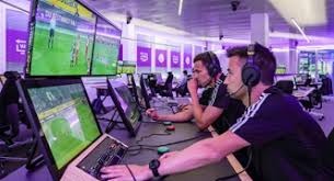 记者称阿隆索已被解雇只差官宣，阿韦洛亚或接任